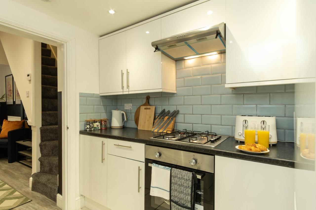 Eden House Villa Ковънтри Екстериор снимка