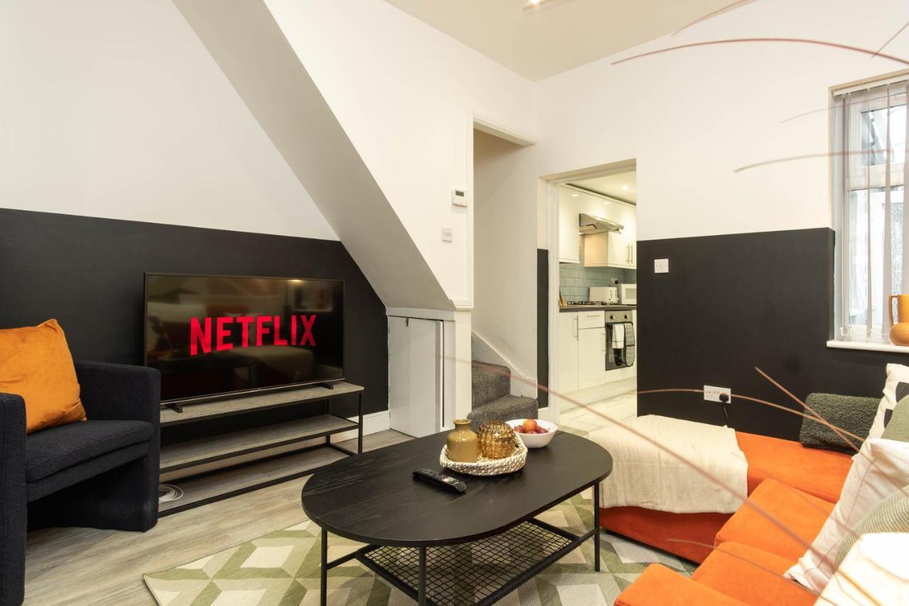 Eden House Villa Ковънтри Екстериор снимка