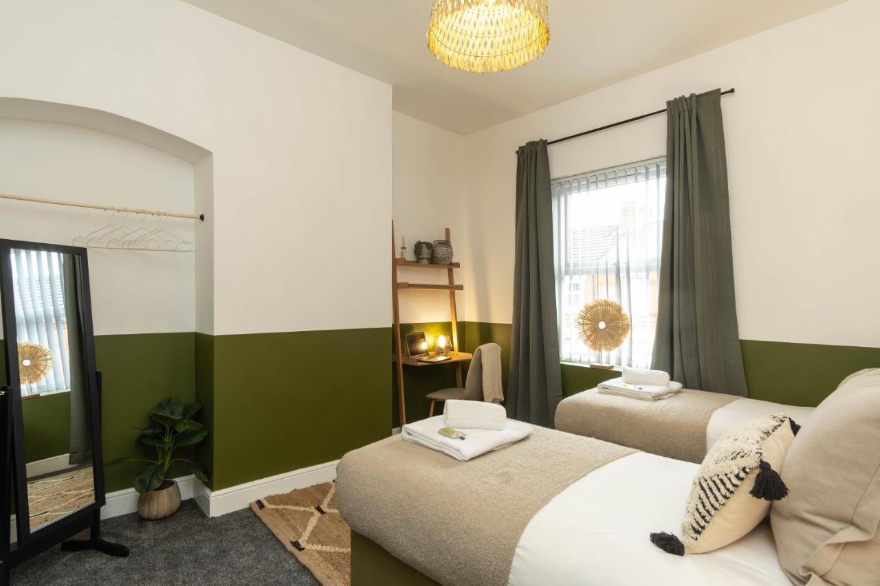 Eden House Villa Ковънтри Екстериор снимка
