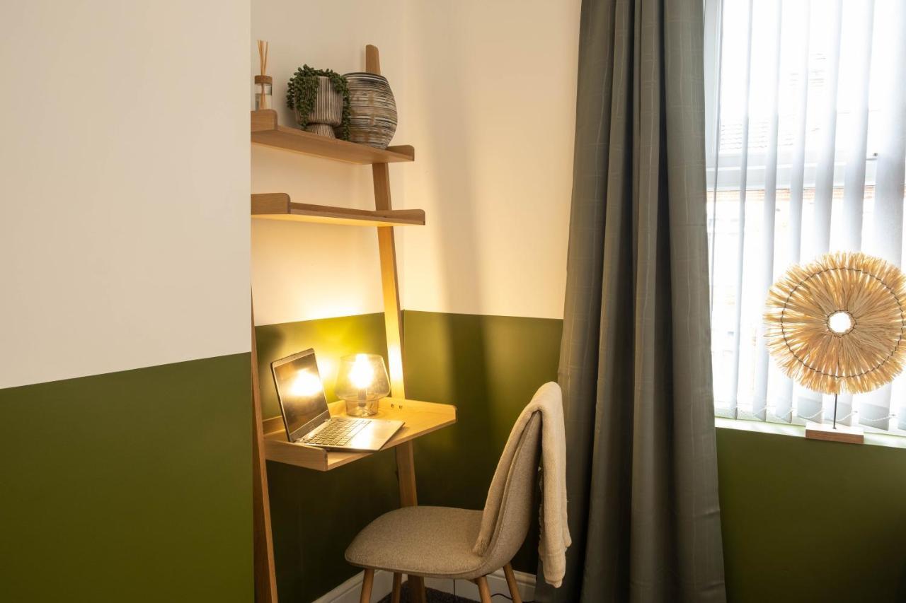 Eden House Villa Ковънтри Екстериор снимка